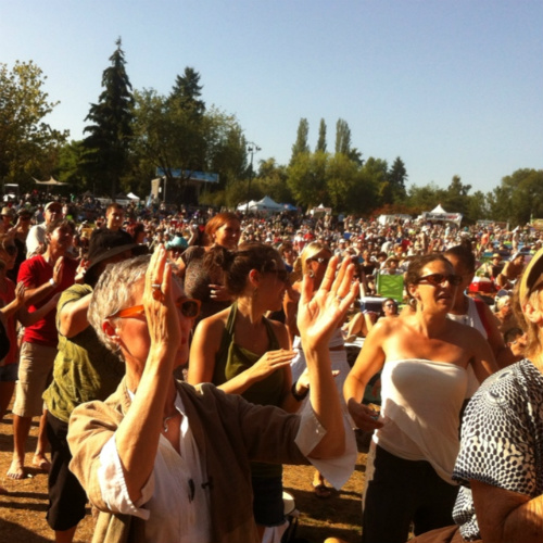 Amadou & Mireille at the 2012 Burnaby Blues + Roots Festival.